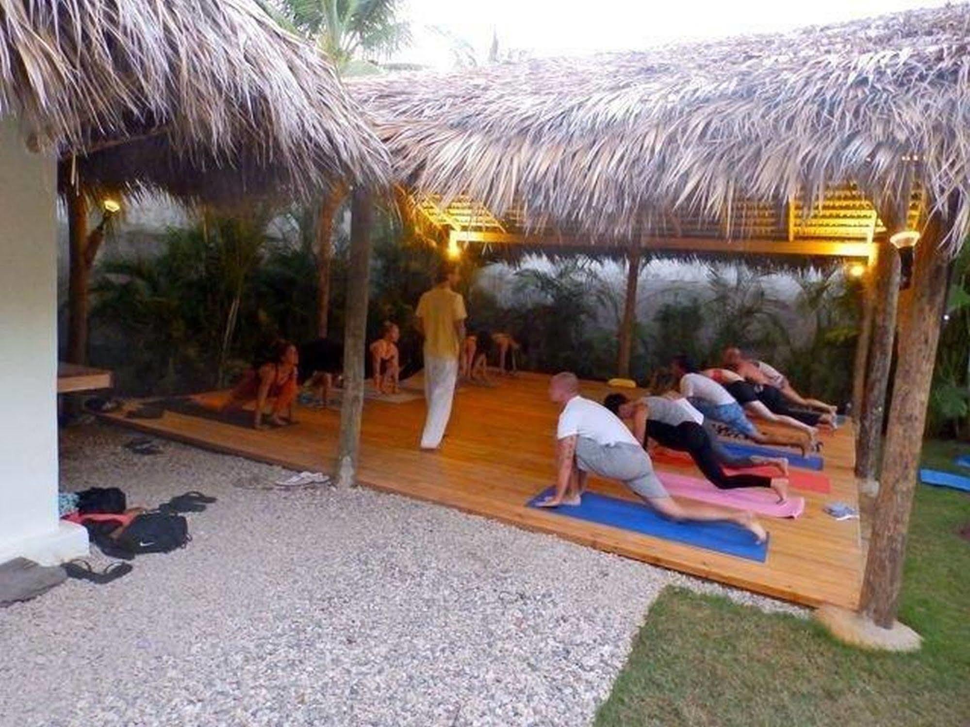 Slabdr Coliving, Once Surf Salvacion Hostel Кабарете Екстериор снимка